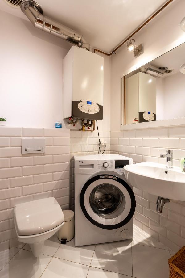 Apartament 1886 - Doba Do 14-00 - W Scislym Centrum Z Widokiem Na Majowke - By Space Apart Daire Jelenia Gora Dış mekan fotoğraf
